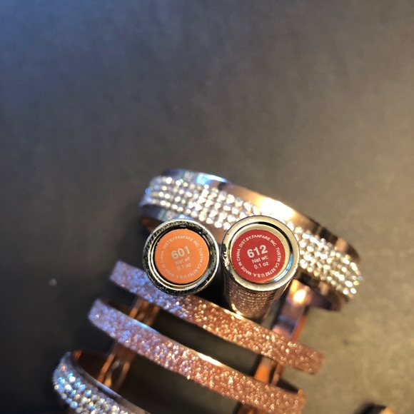 Amuse lipstick bundle - Picture 3 of 6